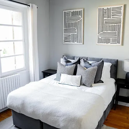 Apartament Maison Largesse, 10 Minute Walk To The Medieval Town Of