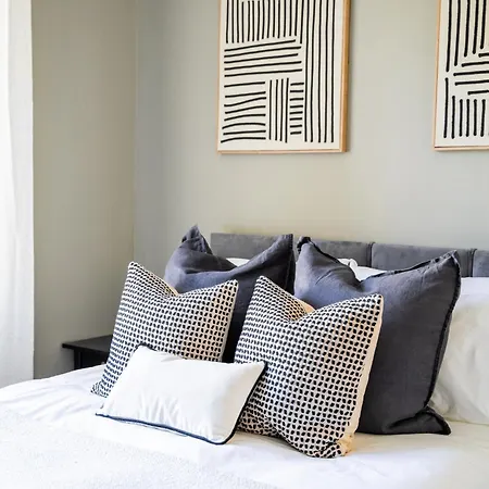 Apartament Maison Largesse, 2 Bed & 5 Minute Walk To Sarlat, Parking & Garden Sarlat-la-Canéda
