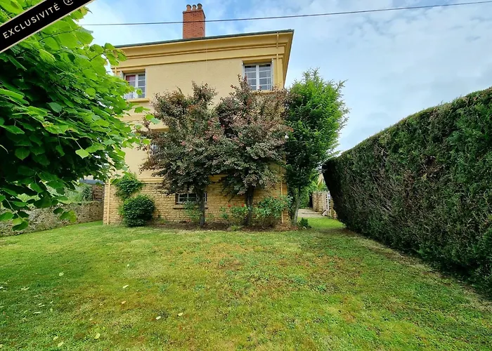 Maison Largesse, 5 Minute Walk To The Medieval Town Of Sarlat, Parking & Garden Appartement *